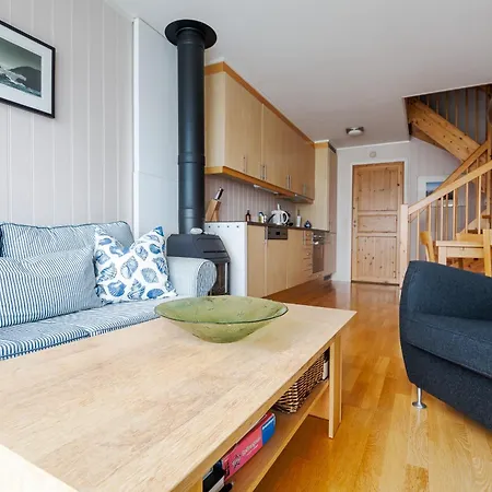 Modern Seahouse In With Stunning Views! Svolvaer