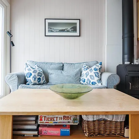 Feriehus Modern Seahouse In With Stunning Views!